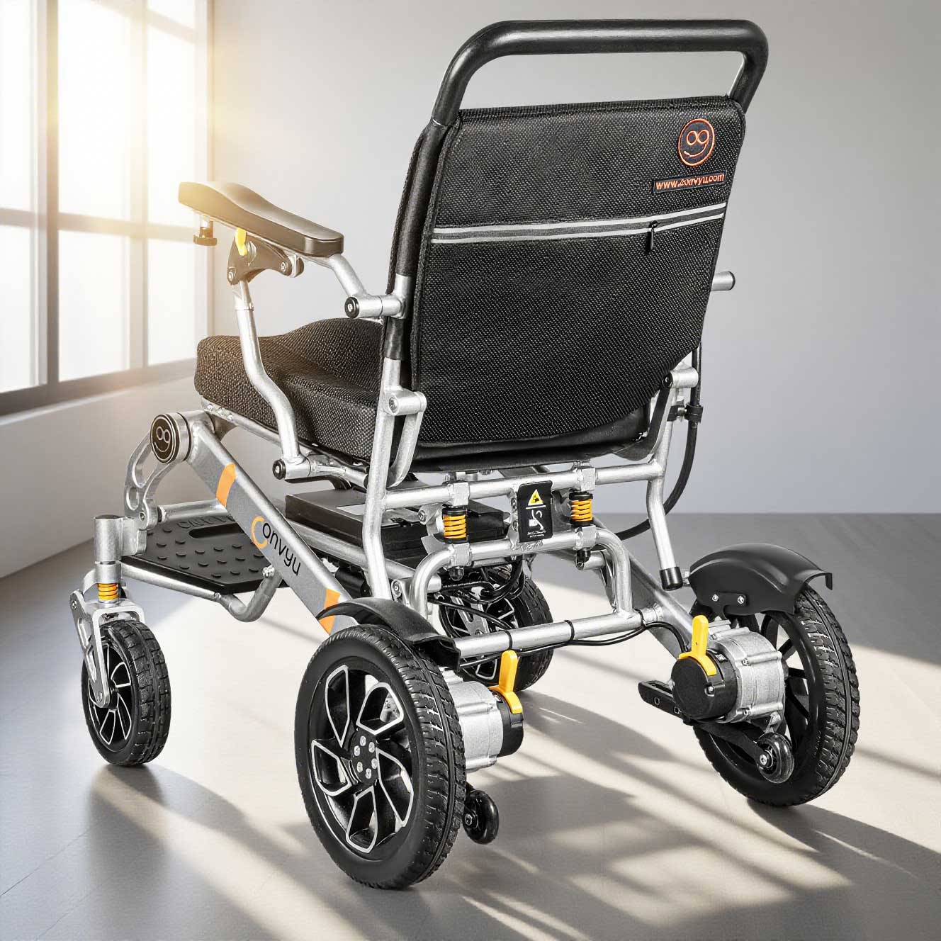 「Customizable Honor」 CONVYU aviation-grade electric wheelchair: born for extraordinary experience.
